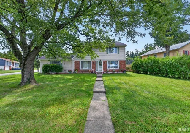 Photo 2 of Manufactured home for sale at 1621 Hemlock Rd, Lafayette, IN 47905 | MLS# 202635818 | Listing updated on 2026-08-31
