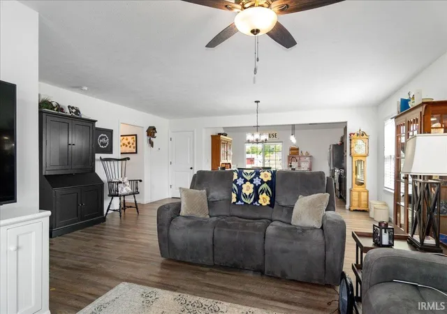 Photo 3 of Manufactured home for sale at 654 S Cathy Dr, Princeton, IN 47670 | MLS# 202635827 | Listing updated on 2026-08-31