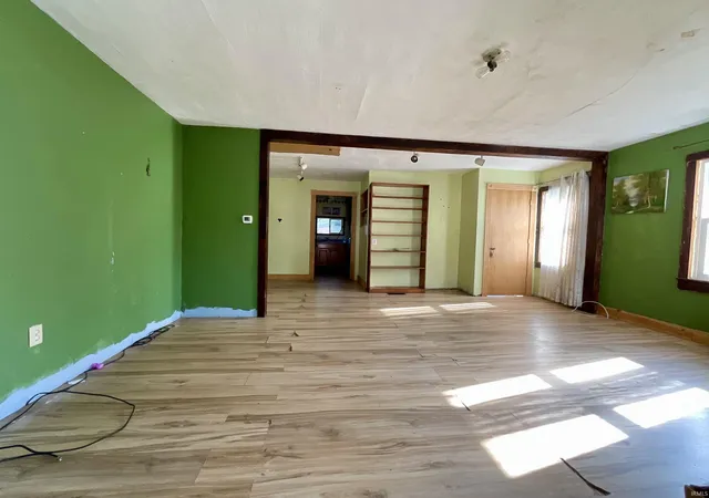 Photo 2 of Manufactured home for sale at 507 E Mcclurg St, Frankfort, IN 46041 | MLS# 202635852 | Listing updated on 2026-09-15