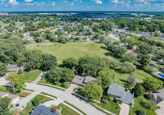 Photo 3 of Manufactured home for sale at 10524 Brandywine Dr, Fort Wayne, IN 46845 | MLS# 202635855 | Listing updated on 2026-09-22