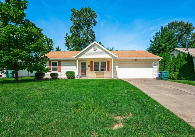 Photo 1 of Manufactured home for sale at 402 W Cromer Ave, Muncie, IN 47303 | MLS# 202635859 | Listing updated on 2026-08-31