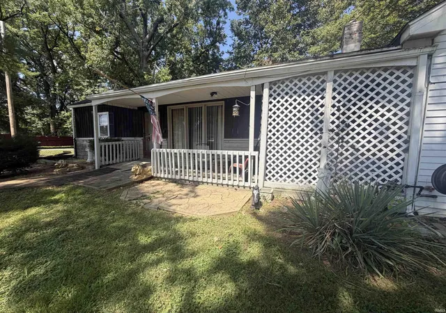 Photo 3 of Sale Pending at 4130 Nolan Ave, Evansville, IN 47712 | MLS# 202635867 | Listing updated on 2026-09-05