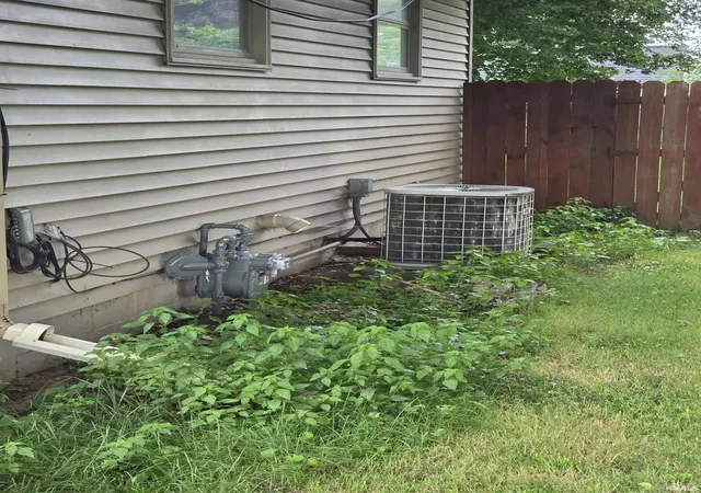 Photo 4 of Manufactured home for sale at 50897 County Rd 19, Bristol, IN 46507 | MLS# 202635872 | Listing updated on 2026-09-16