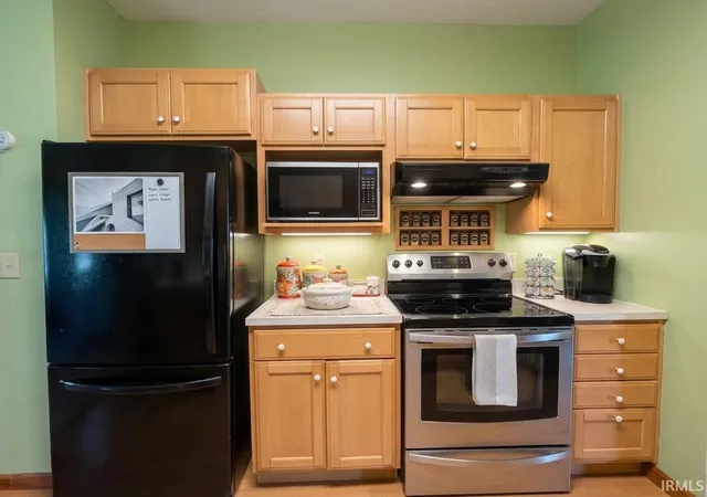 Photo 3 of Manufactured home for sale at 724 Pennsylvania Ave, Plymouth, IN 46563 | MLS# 202635891 | Listing updated on 2026-09-01