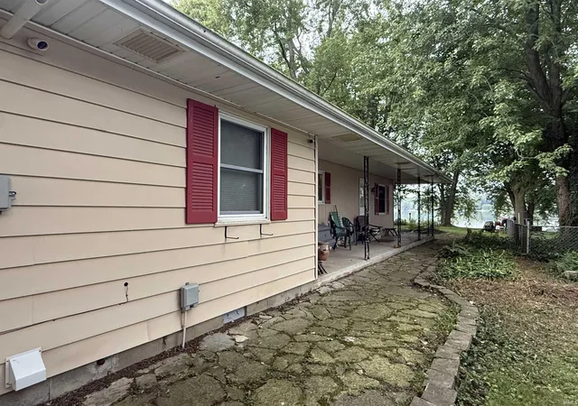 Photo 2 of Manufactured home for sale at 1360 S 525 East, Lagrange, IN 46761 | MLS# 202635894 | Listing updated on 2026-09-22