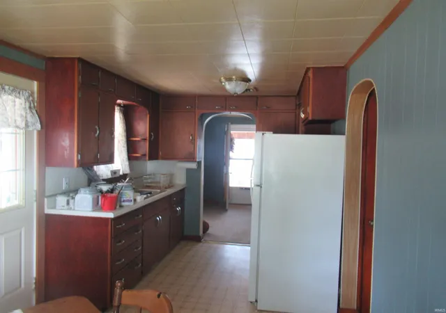 Photo 2 of Sale Pending at 512 Vine St, Columbia City, IN 46725 | MLS# 202635898 | Listing updated on 2026-09-02