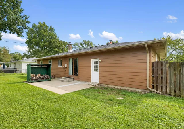 Photo 2 of Sale Pending at 5503 Cranston Ave, Fort Wayne, IN 46835 | MLS# 202635901 | Listing updated on 2026-09-02