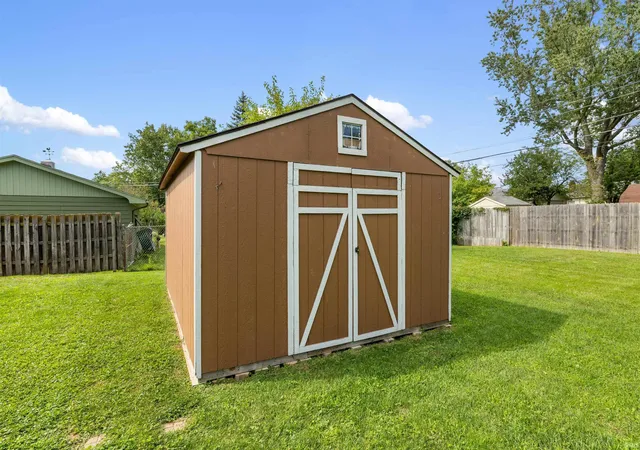Photo 3 of Sale Pending at 5503 Cranston Ave, Fort Wayne, IN 46835 | MLS# 202635901 | Listing updated on 2026-09-02