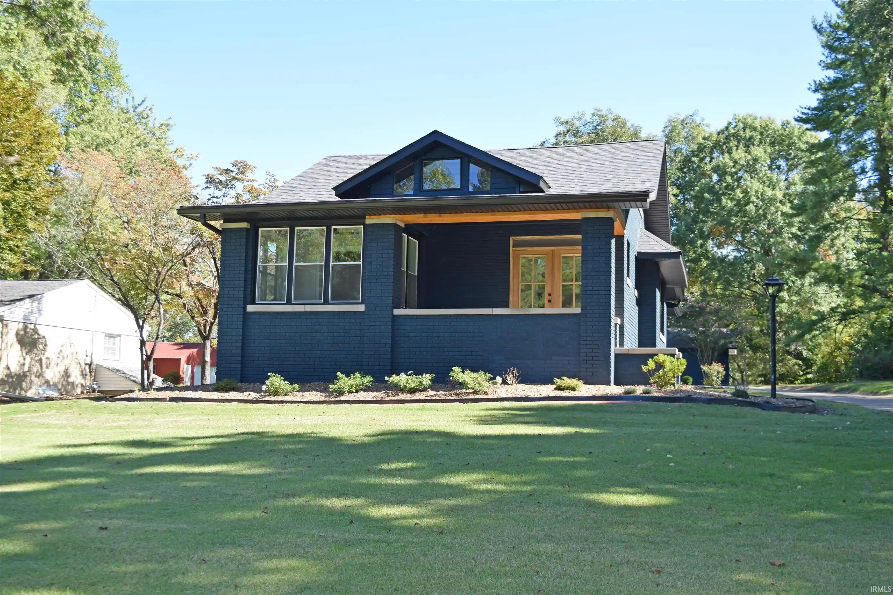 Single family home for sale at 4301 Kratzville Rd, Evansville, IN 47710 | MLS# 202641390