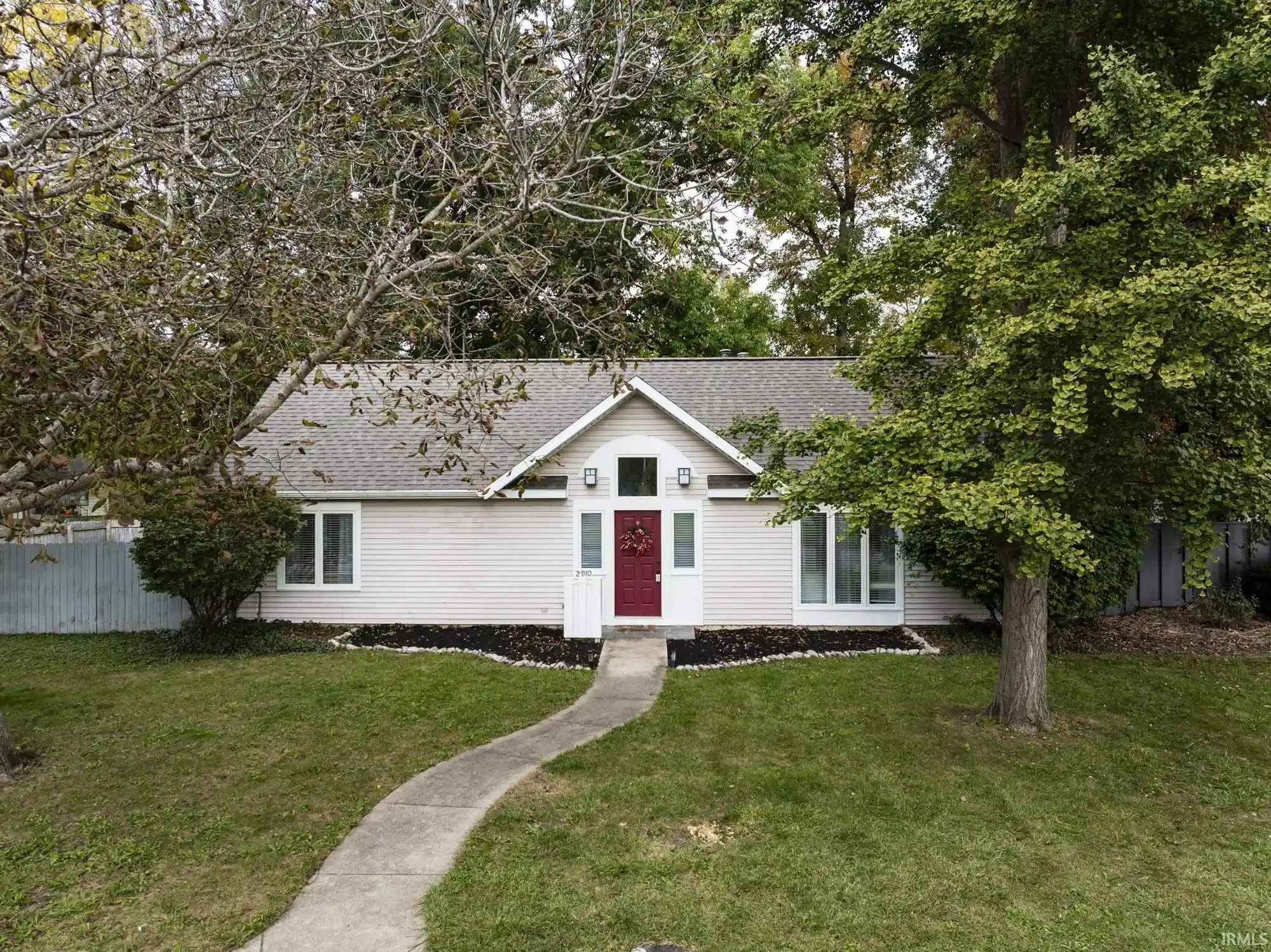 Photo 1 of Sale Pending at 2910 W Devon Rd, Muncie, IN 47304 | MLS# 202642435 | Listing updated on 2026-10-14