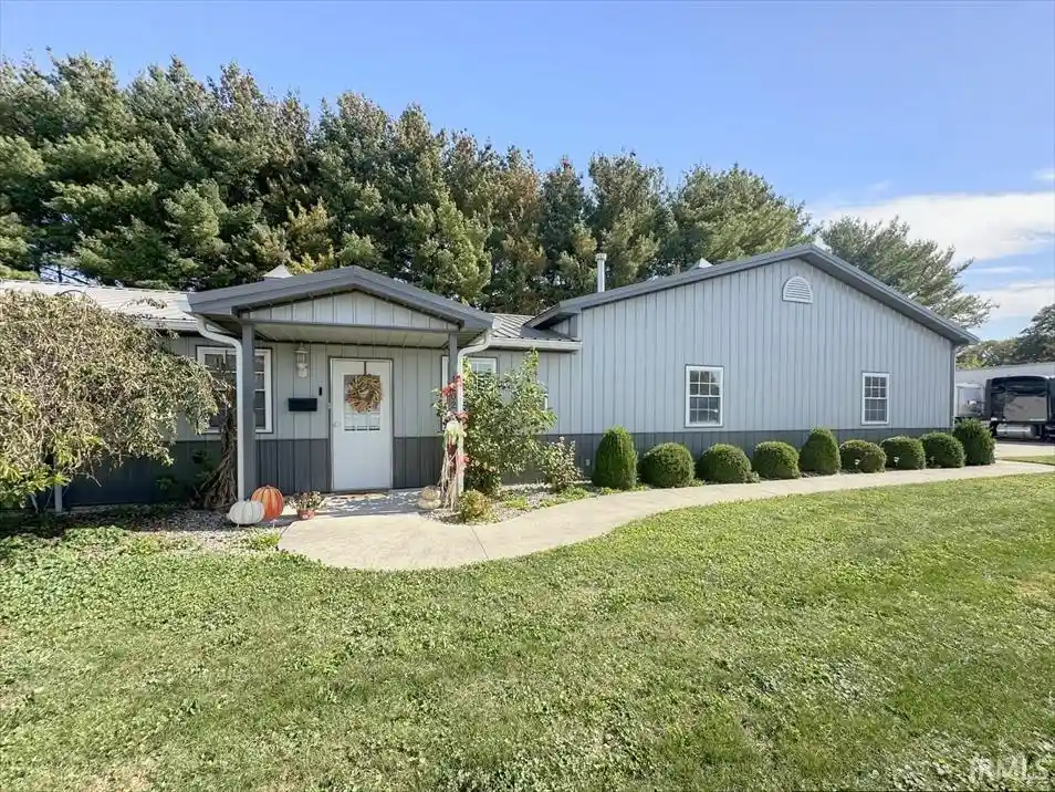 Photo 1 of Manufactured home for sale at 1802 W Monroe St, Kokomo, IN 46901 | MLS# 202642460 | Listing updated on 2026-10-16