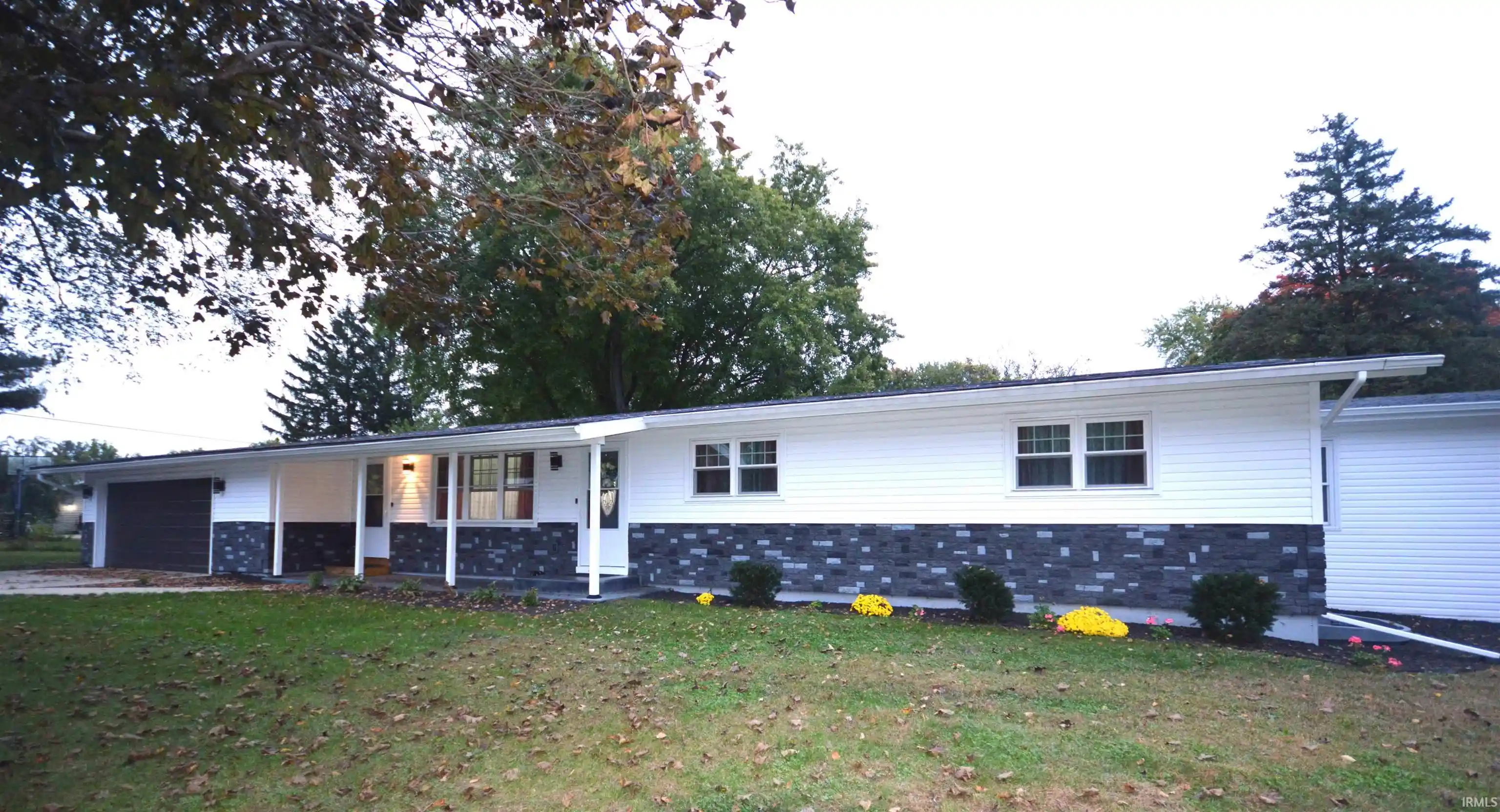 Manufactured home for sale at 1900 Hillcrest Ave, Plymouth, IN 46563 | MLS# 202642737