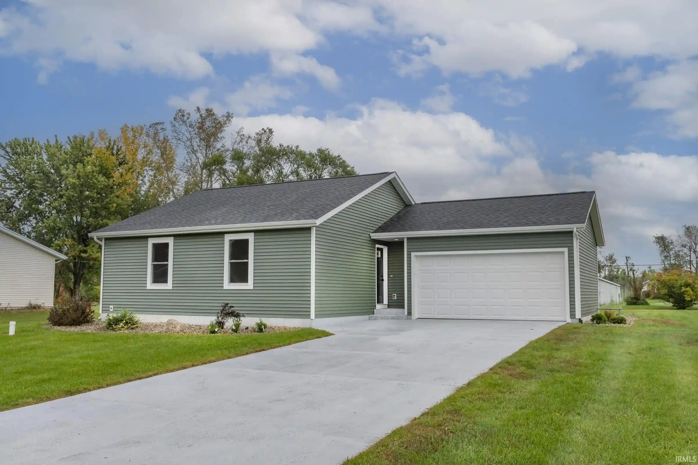 Manufactured home for sale at 53704 Hyde Park Dr, Bristol, IN 46507 | MLS# 202642824