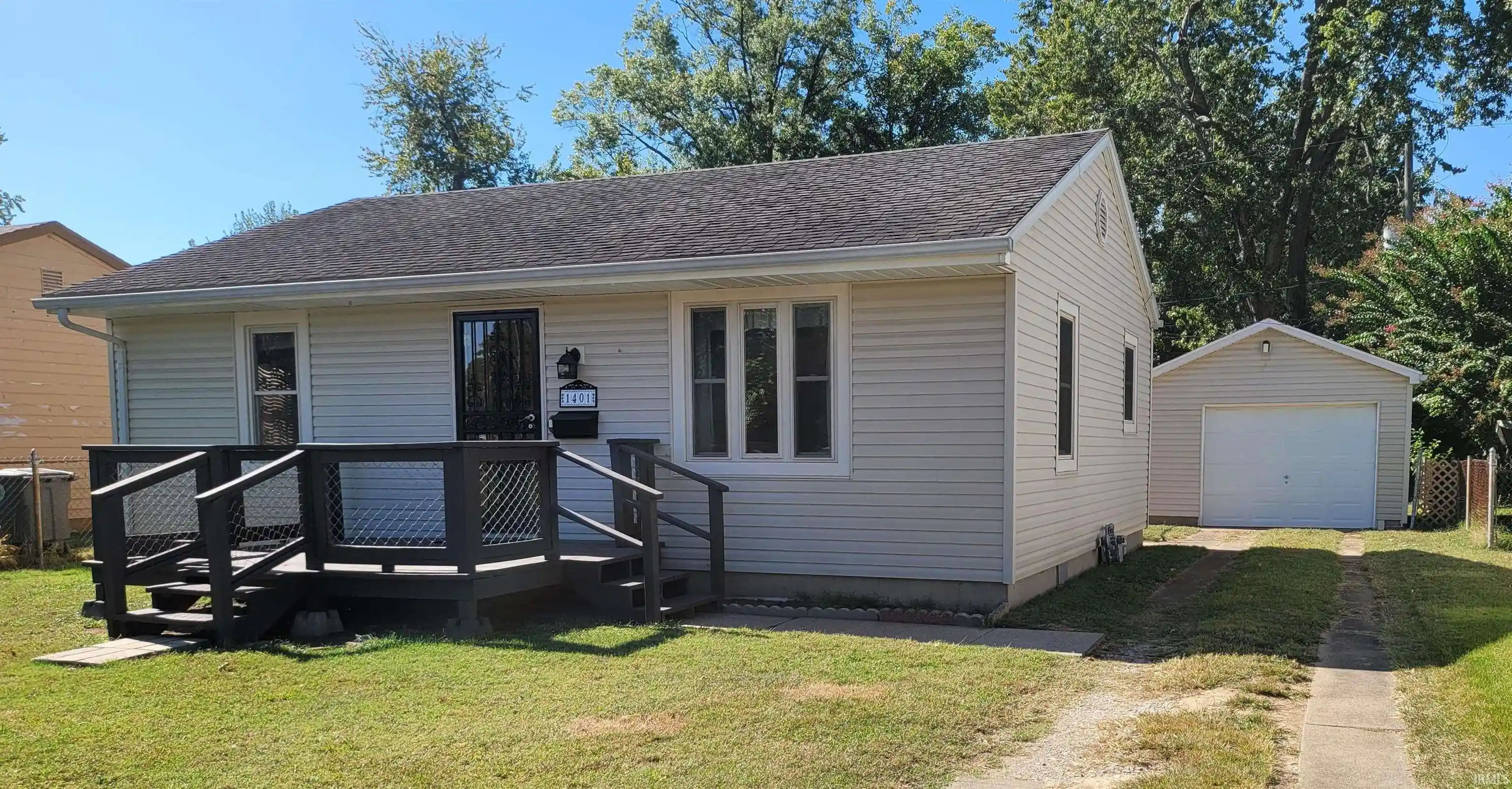 Photo 1 of Manufactured home for sale at 1401 S Saint James Blvd, Evansville, IN 47714 | MLS# 202642854 | Listing updated on 2026-10-21