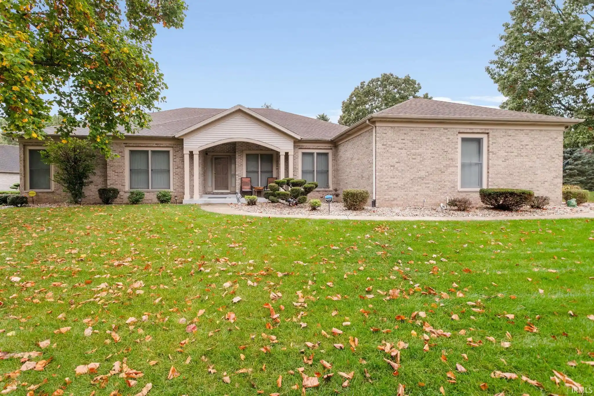 Manufactured home for sale at 52595 Willow Bnd Dr, Granger, IN 46530 | MLS# 202642919