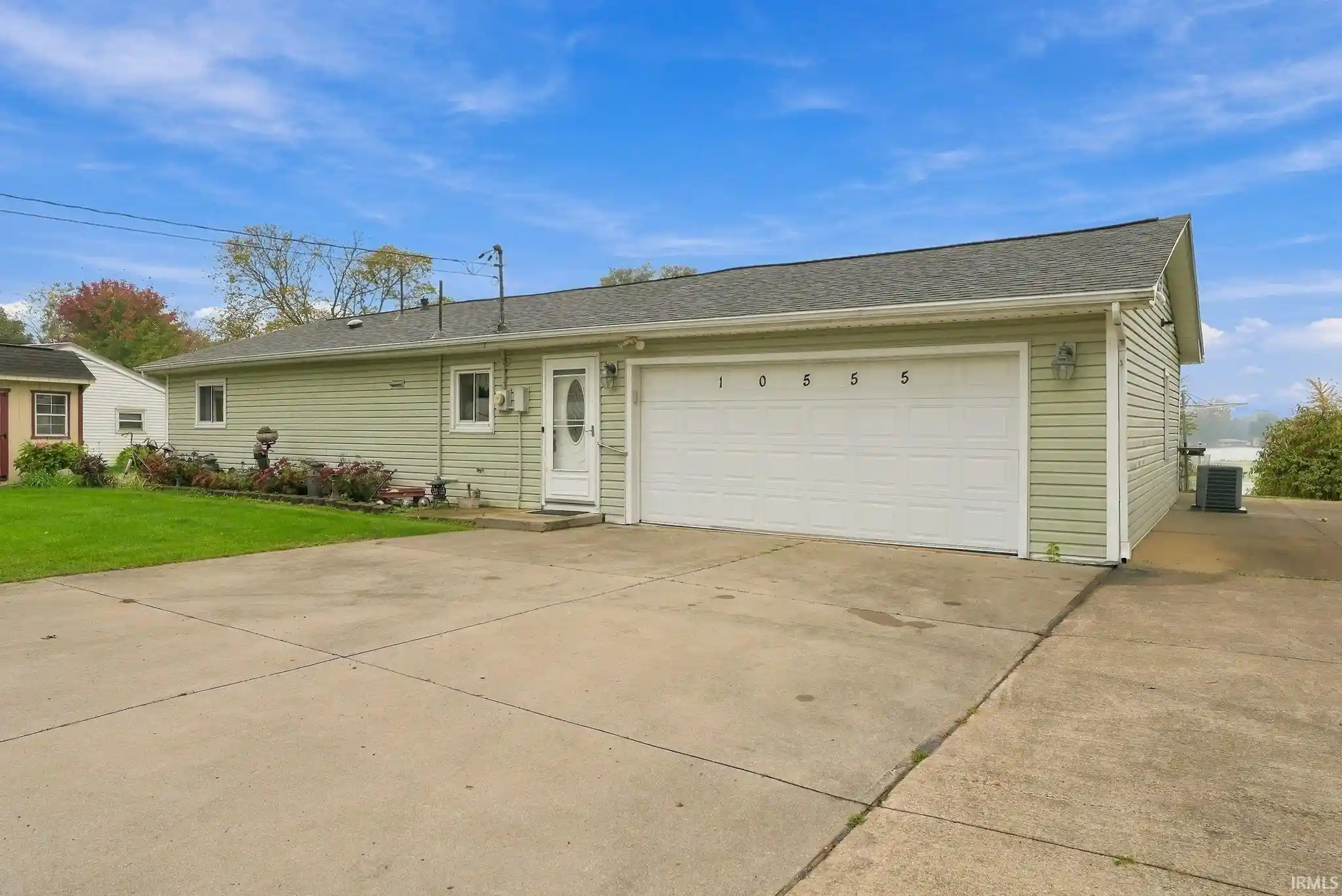 Photo 1 of Sale Pending at 10555 N A Dr, Kendallville, IN 46755 | MLS# 202642937 | Listing updated on 2026-10-28