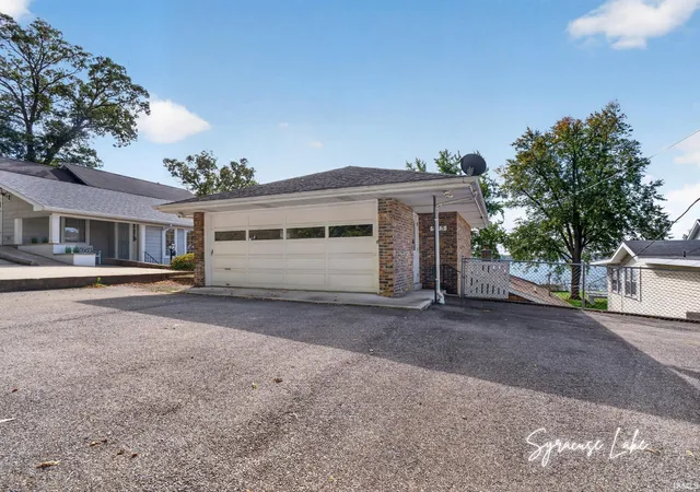 Photo 1 of Manufactured home for sale at 945 E Northshore Dr, Syracuse, IN 46567 | MLS# 202642945 | Listing updated on 2026-10-29