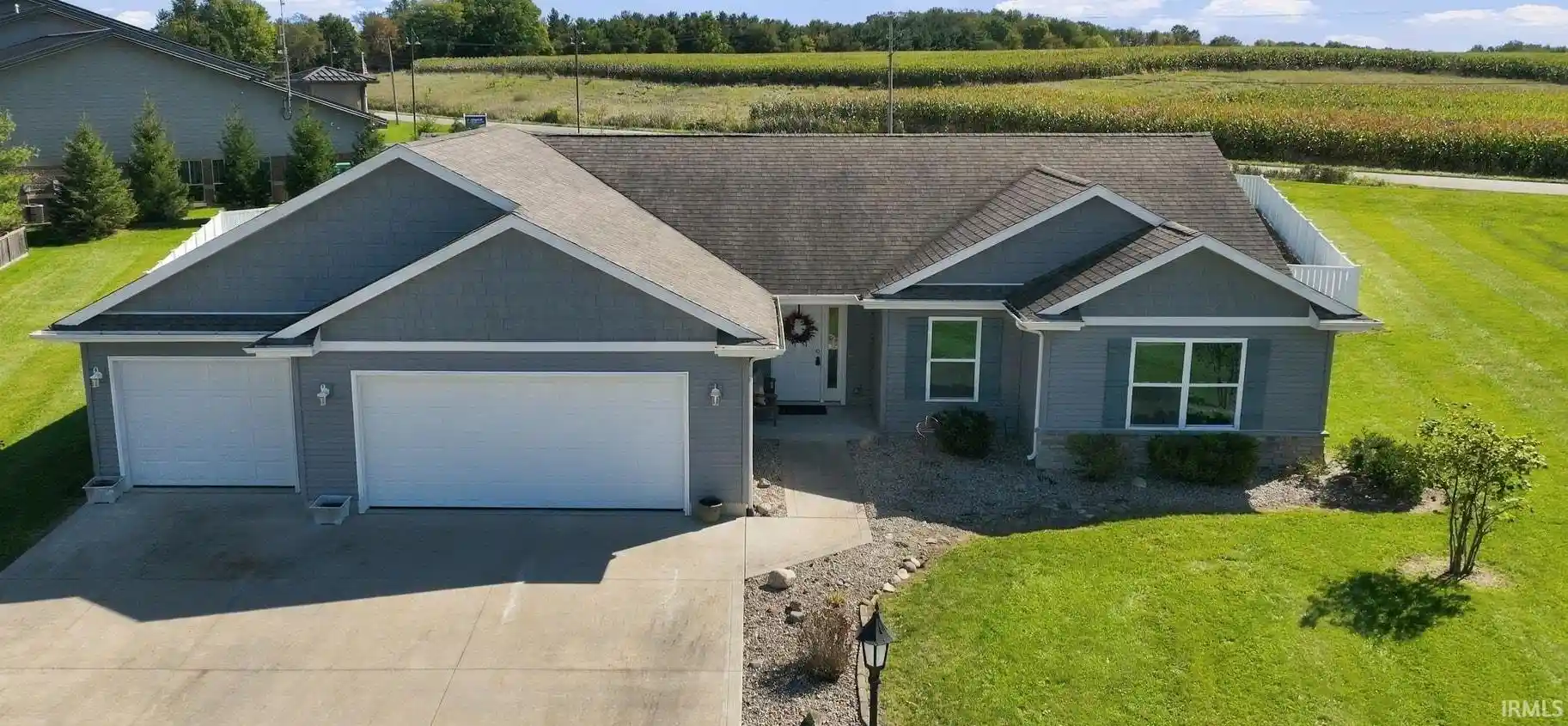 Manufactured home for sale at 201 Chickadee Ln, Warsaw, IN 46580 | MLS# 202642951
