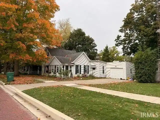 Photo 1 of Single family home for sale at 202 W Van Buren St, Leesburg, IN 46538 | MLS# 202643033 | Listing updated on 2026-10-20