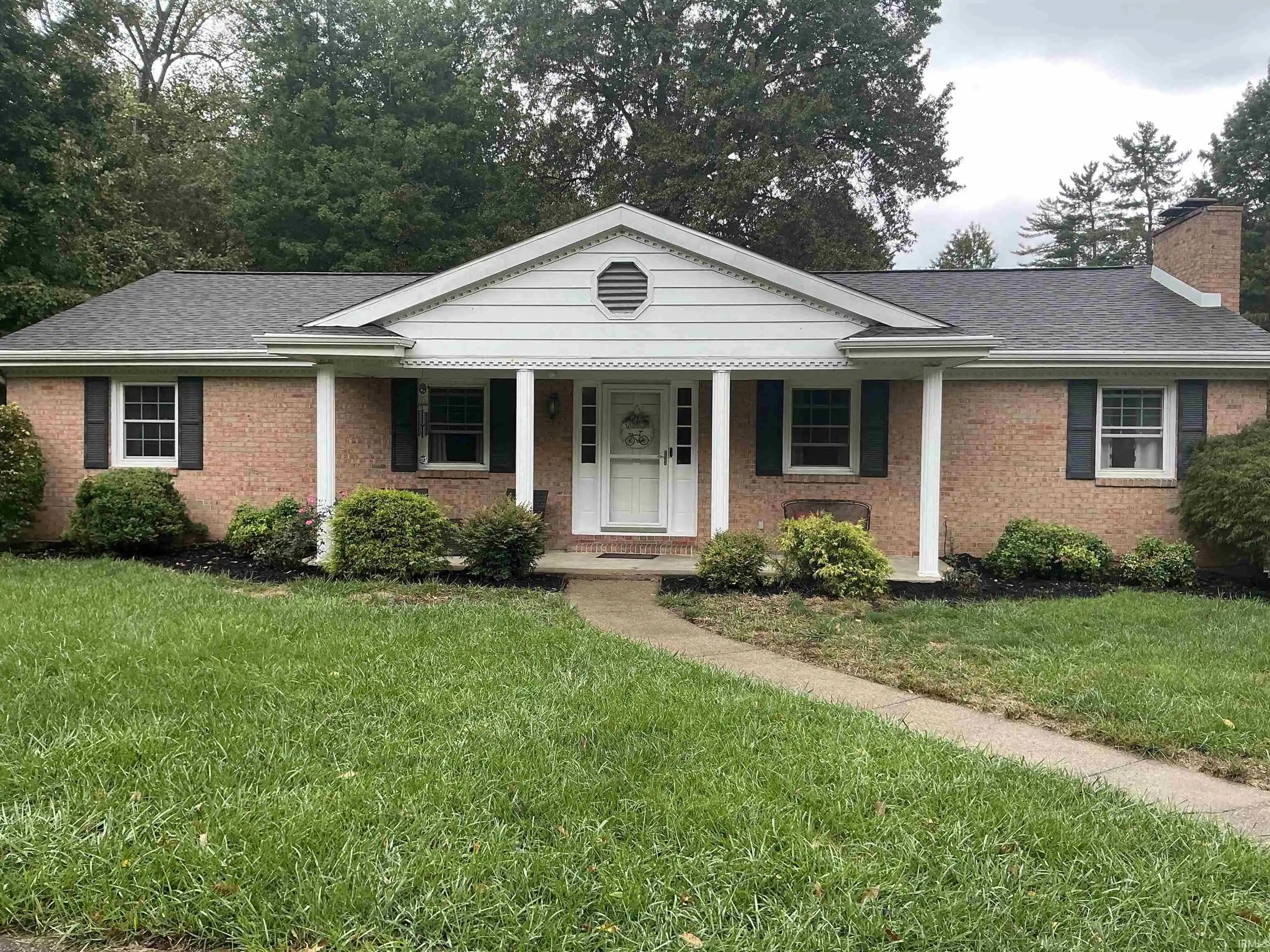 Photo 1 of Manufactured home for sale at 6612 Pinehurst Dr, Evansville, IN 47711 | MLS# 202643078 | Listing updated on 2026-10-17