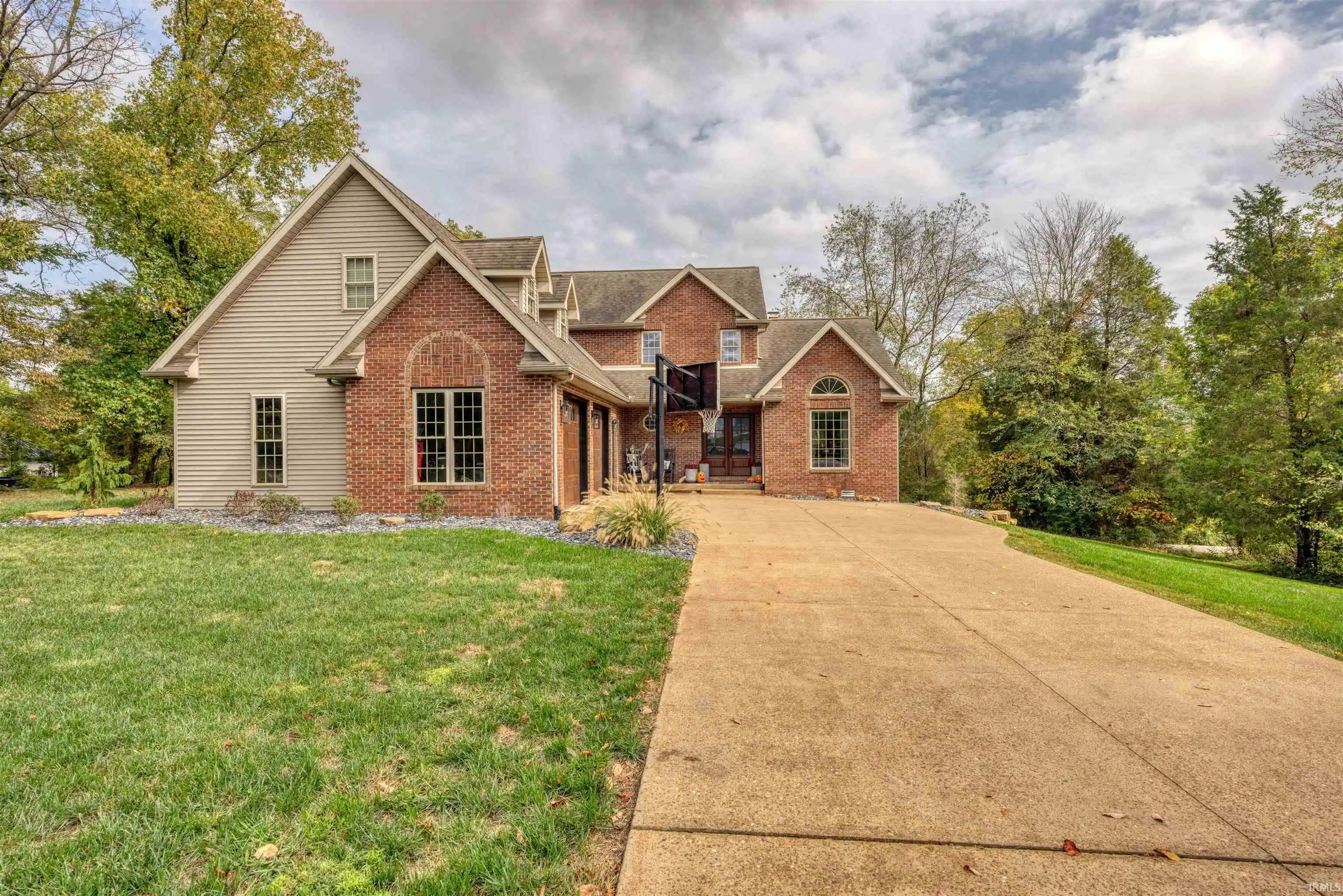 Photo 1 of Manufactured home for sale at 280 Jingle Bell Ln, Santa Claus, IN 47579 | MLS# 202643081 | Listing updated on 2026-10-17
