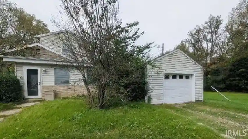 Photo 1 of Single family home for sale at 2128 S Manville Rd, Muncie, IN 47302 | MLS# 202643090 | Listing updated on 2026-10-17