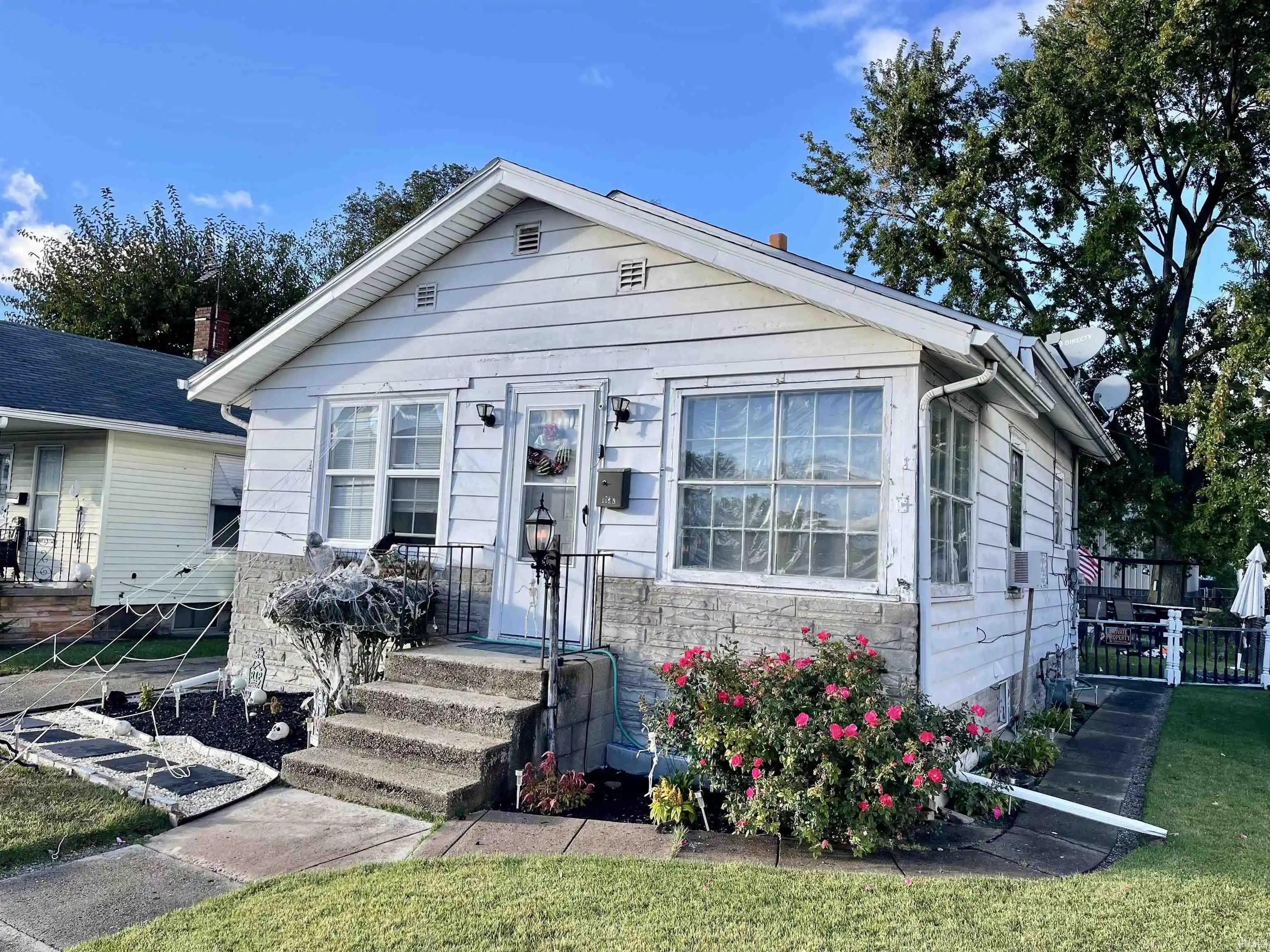 Manufactured home for sale at 1122 W 8th Street, Mishawaka, IN 46544 | MLS# 202643163