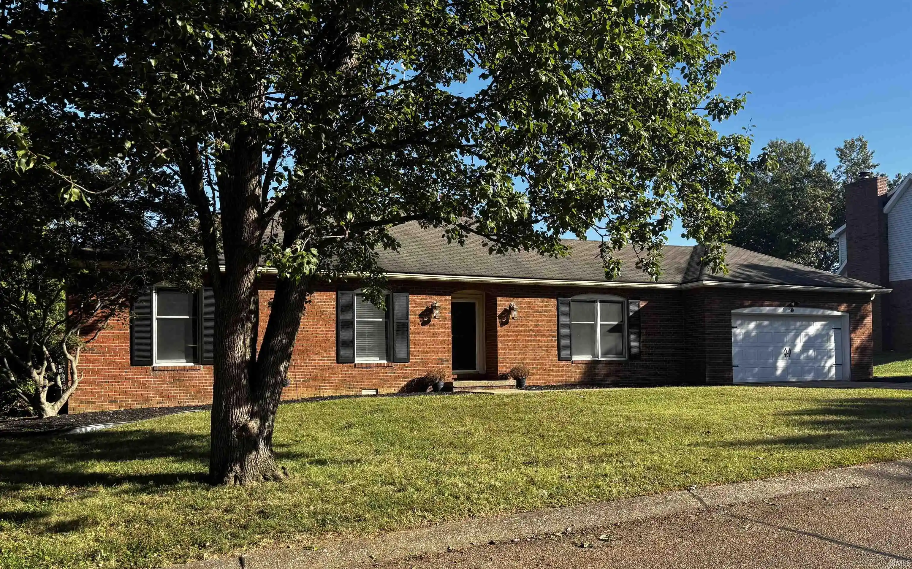 Photo 1 of Sale Pending at 10344 Tecumseh Dr, Newburgh, IN 47630 | MLS# 202643176 | Listing updated on 2026-10-20