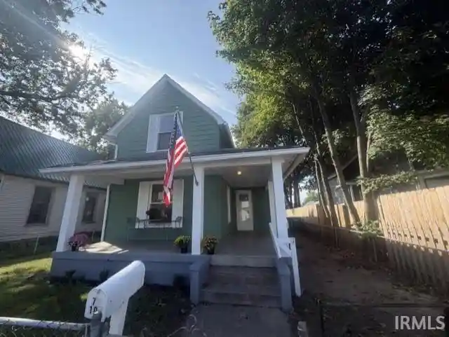Single family home for sale at 117 E 8th Street, Mishawaka, IN 46544 | MLS# 202643183