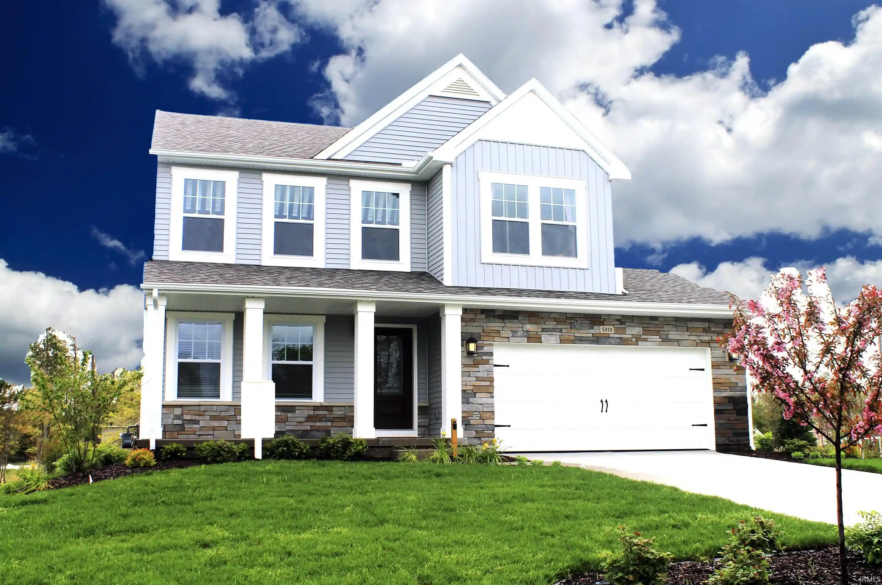 Photo 1 of Sale Pending at 52157 Silverthorne Ct, Granger, IN 46530 | MLS# 202643203 | Listing updated on 2026-10-19