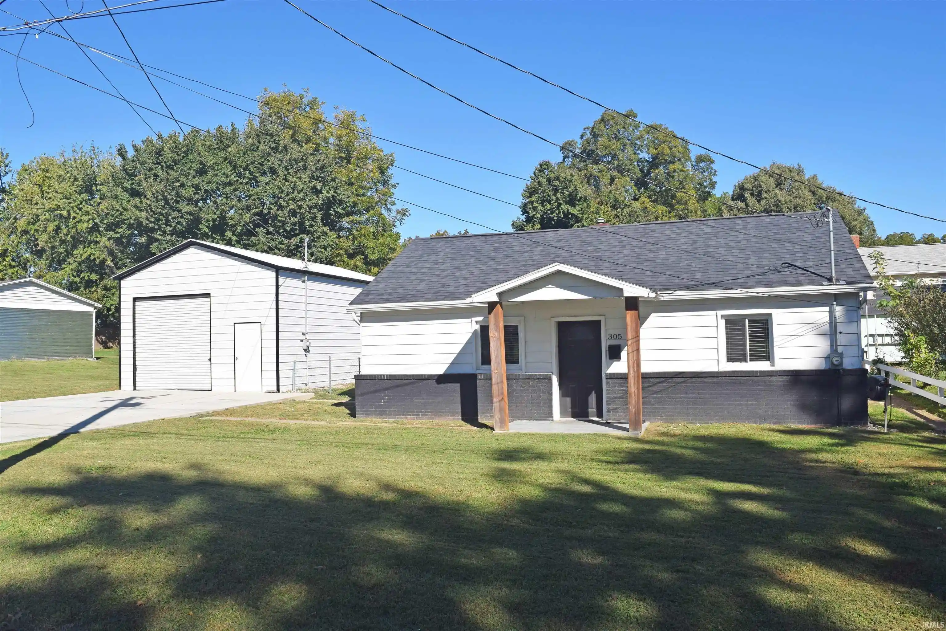 Photo 1 of Manufactured home for sale at 305 W Grant St, Mount Vernon, IN 47620 | MLS# 202643226 | Listing updated on 2026-10-19