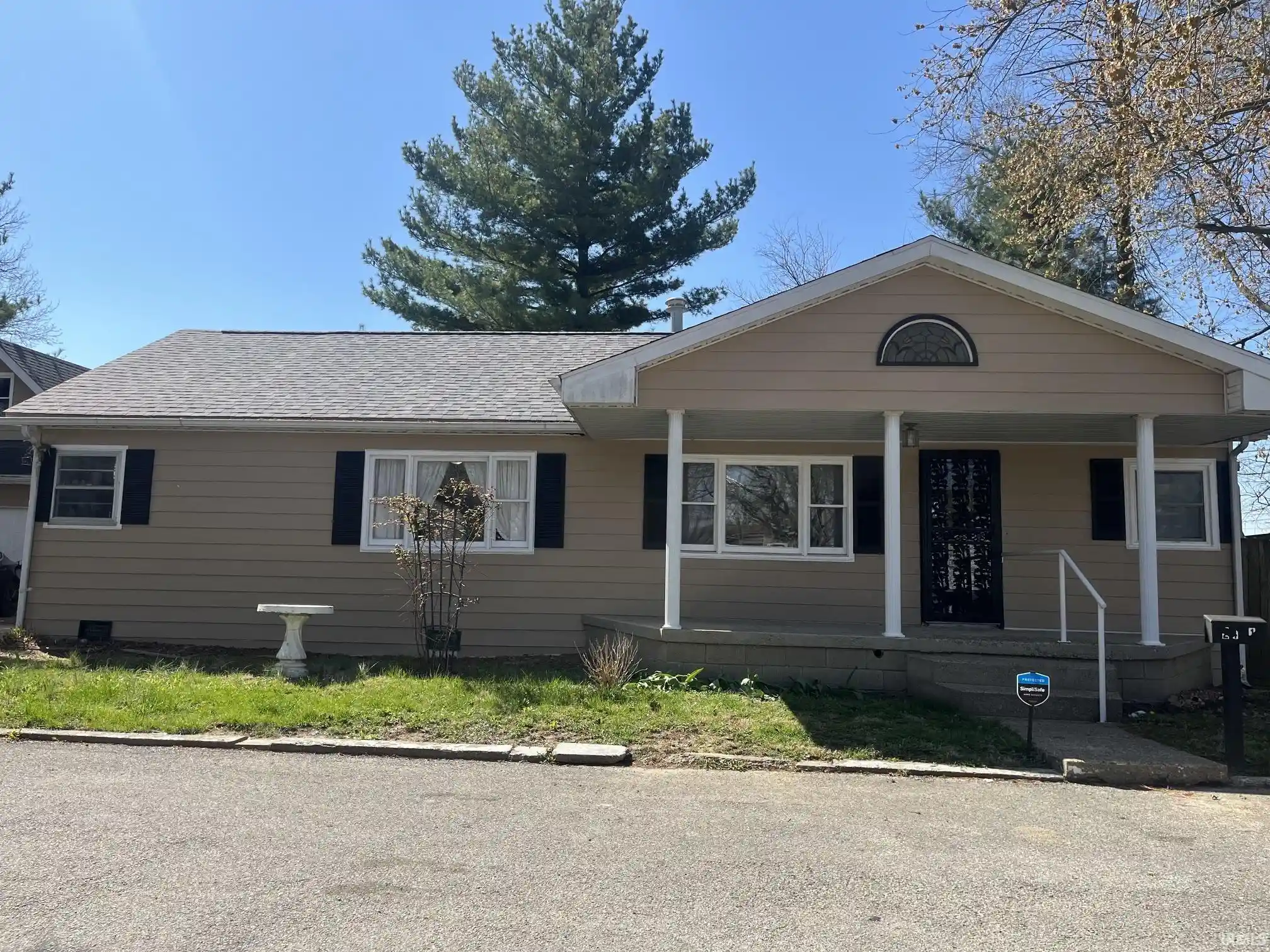 Photo 1 of Manufactured home for sale at 2421 Negley Pl, Evansville, IN 47711 | MLS# 202643254 | Listing updated on 2026-10-20