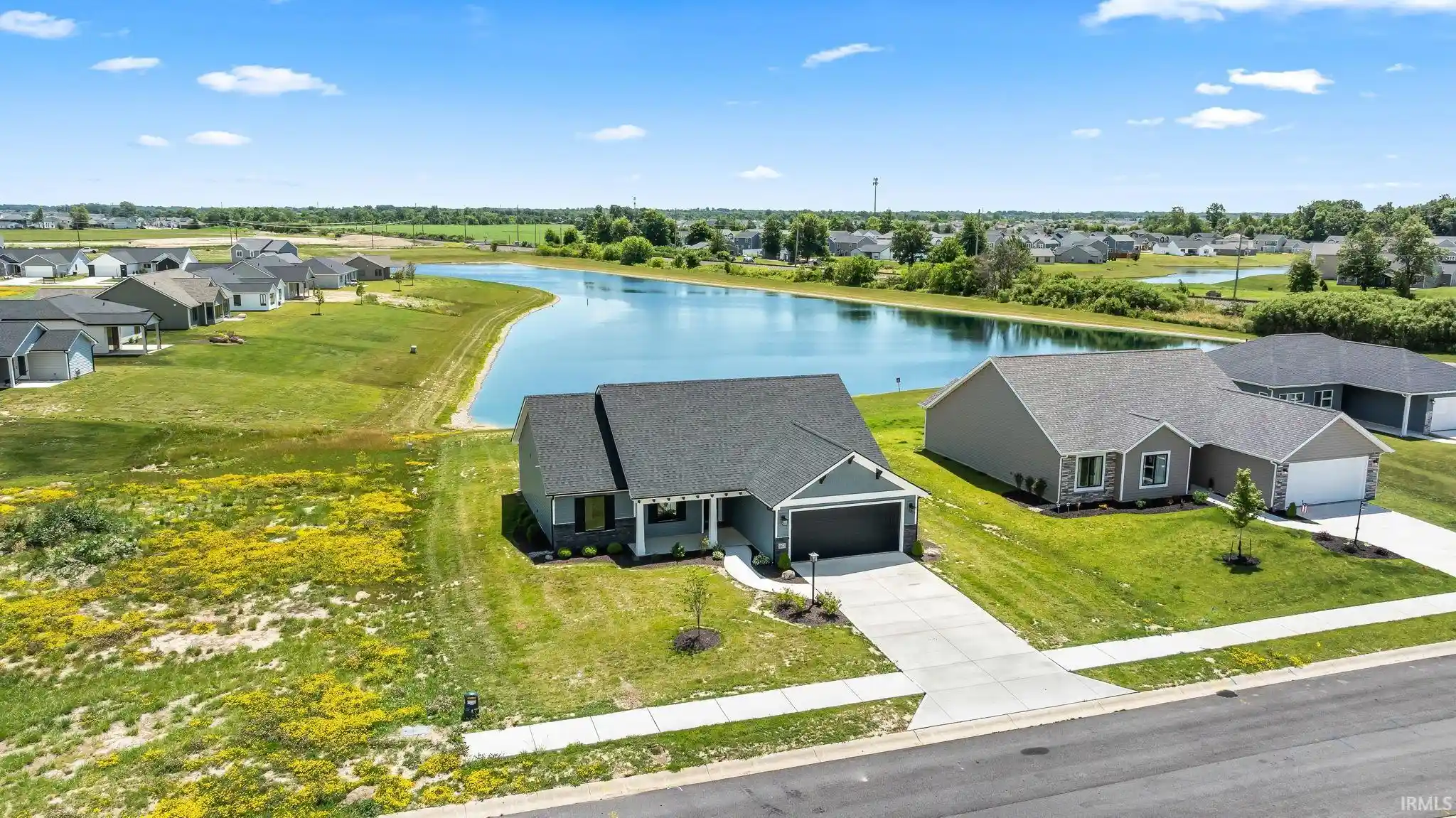Manufactured home for sale at 862 Zenos Blvd, Fort Wayne, IN 46818 | MLS# 202643261