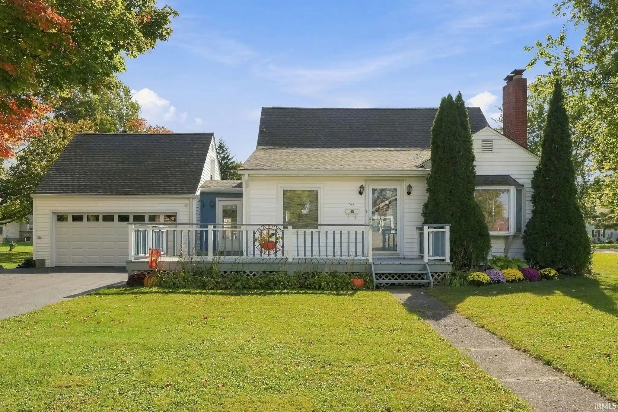 Photo 2 of Single family home for sale at 711 Himes St, Huntington, IN 46750 | MLS# 202643266 | Listing updated on 2026-10-27