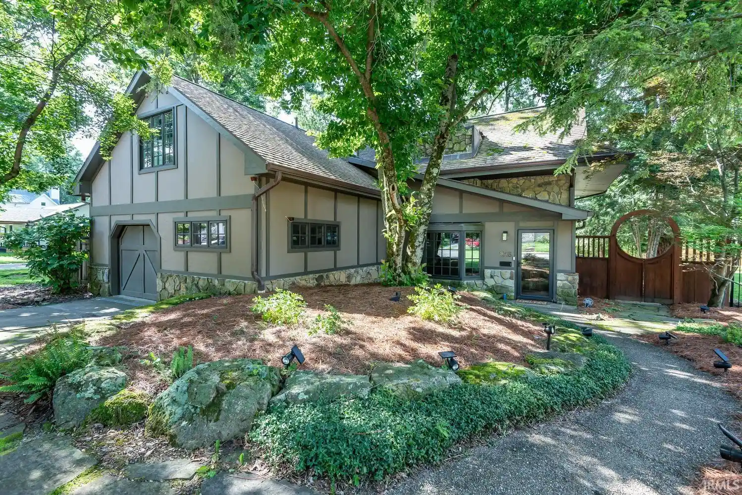 Photo 1 of Manufactured home for sale at 1016 E Maxwell Ln, Bloomington, IN 47401 | MLS# 202643290 | Listing updated on 2026-10-29