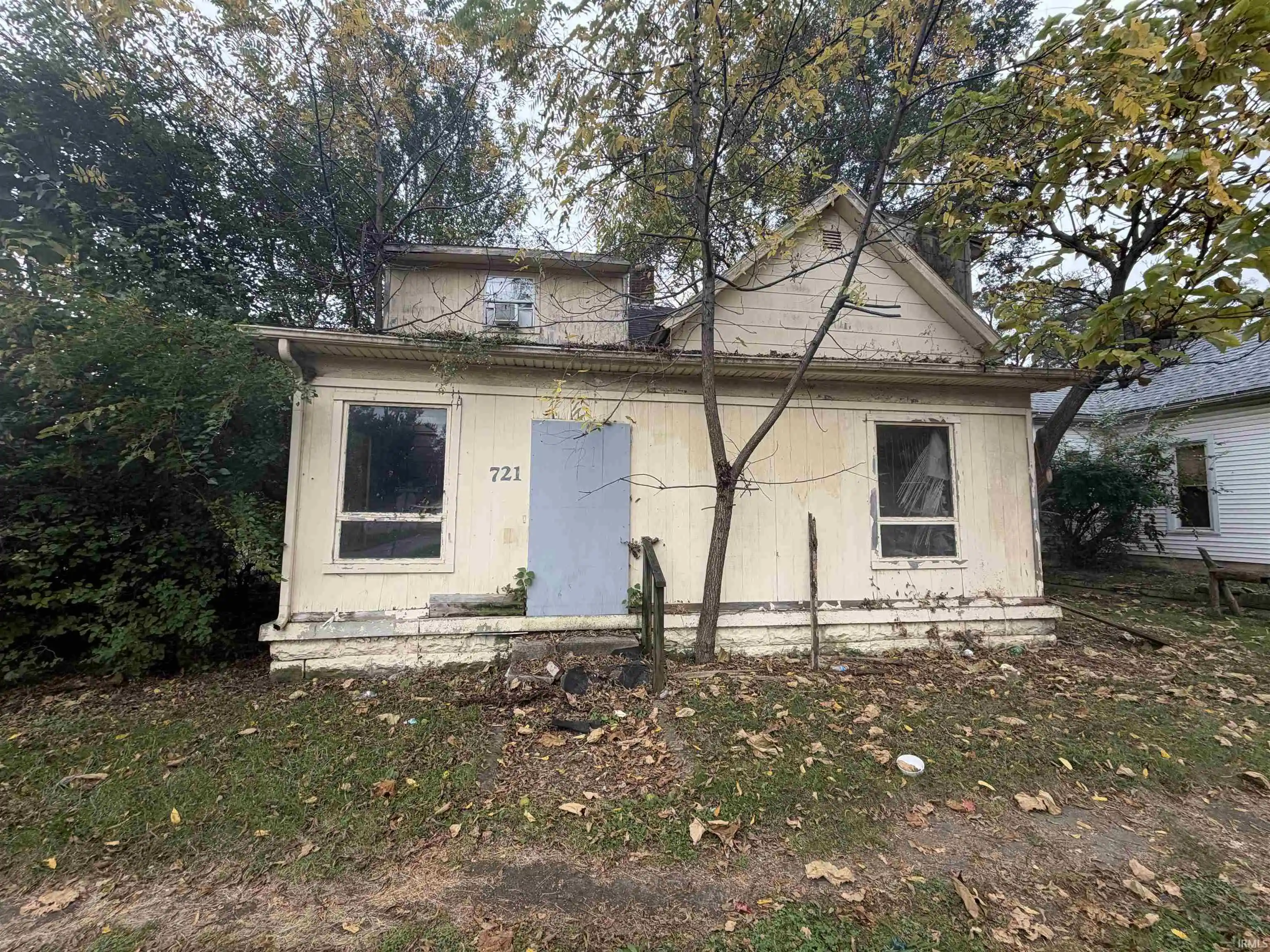 Manufactured home for sale at 721 S Burlington Dr, Muncie, IN 47302 | MLS# 202643311