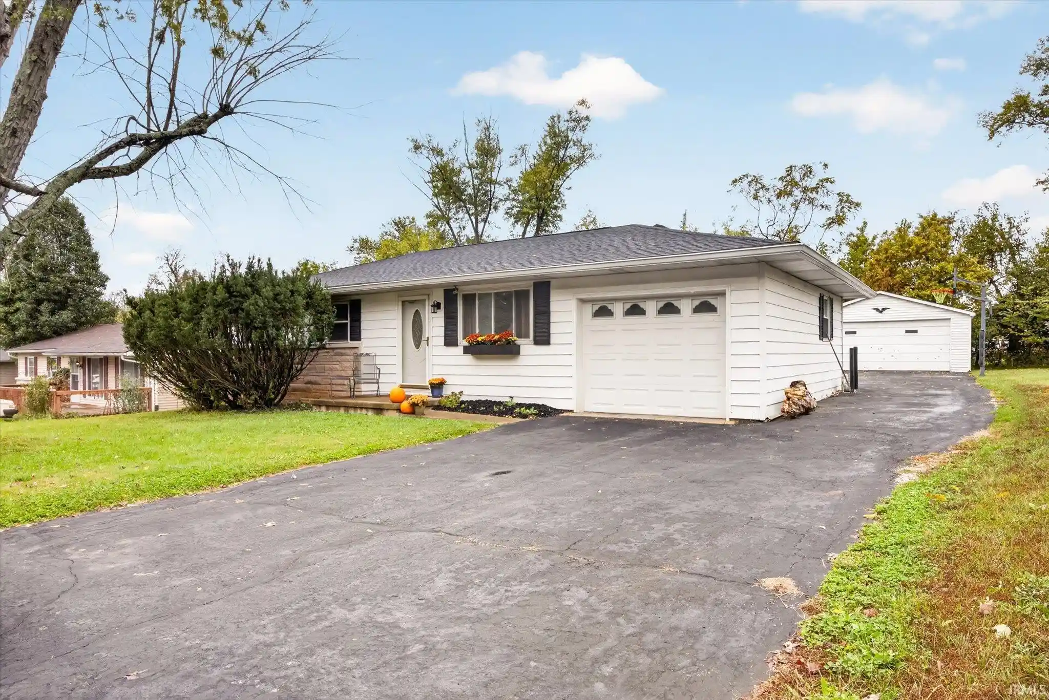 Photo 1 of Manufactured home for sale at 2912 S Walnut St Pike, Bloomington, IN 47401 | MLS# 202643416 | Listing updated on 2026-10-29