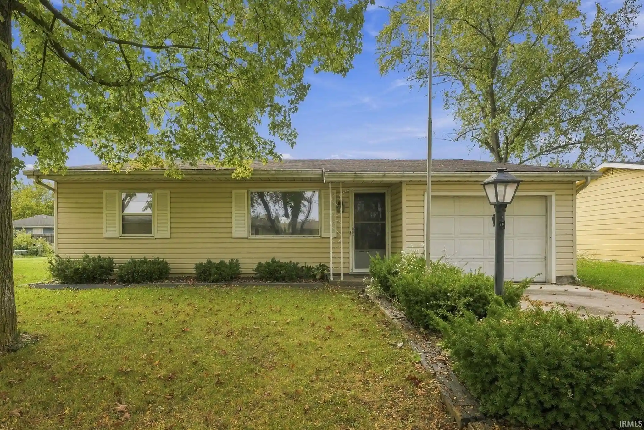 Manufactured home for sale at 2022 Montford Dr, Fort Wayne, IN 46816 | MLS# 202643462
