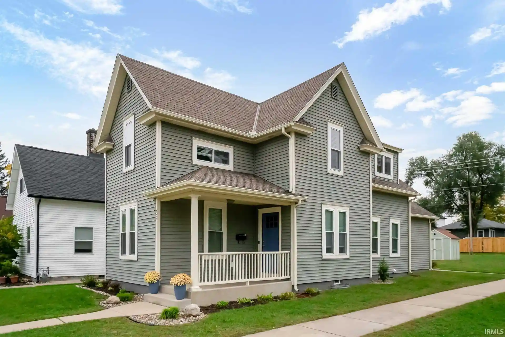 Manufactured home for sale at 702 N Hill St, South Bend, IN 46617 | MLS# 202643551