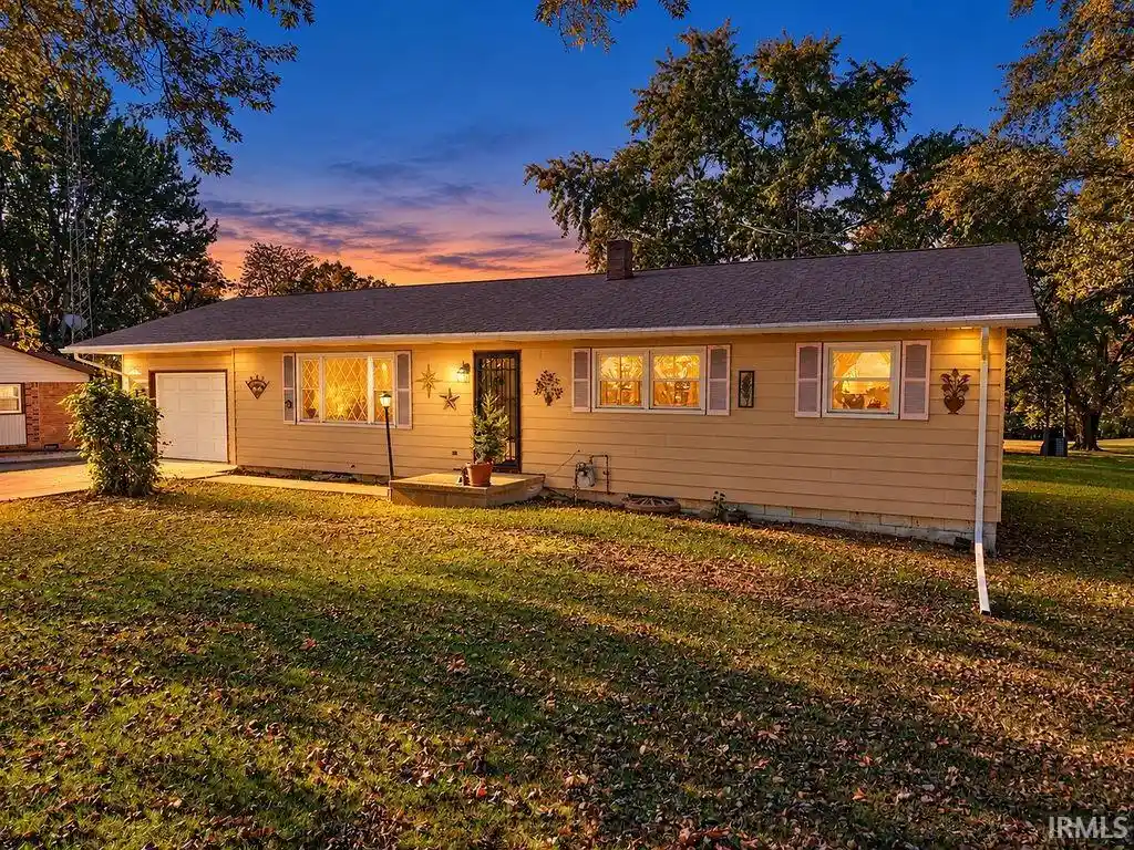Manufactured home for sale at 3610 S Old State Rd 15, Wabash, IN 46992 | MLS# 202643688