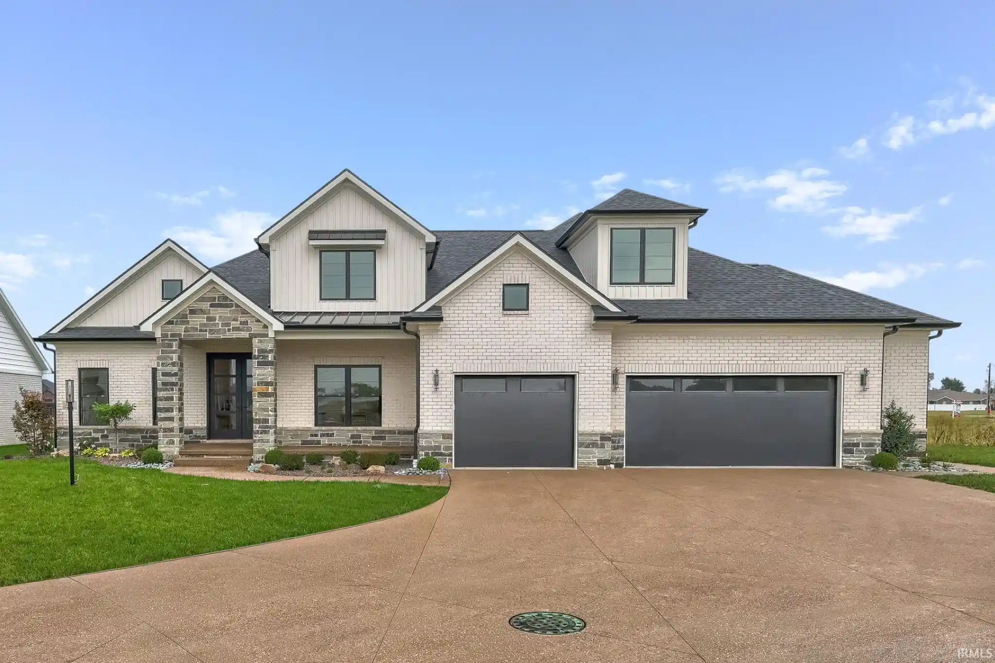 Single family home for sale at 2791 Lake Dr, Newburgh, IN 47630 | MLS# 202643700