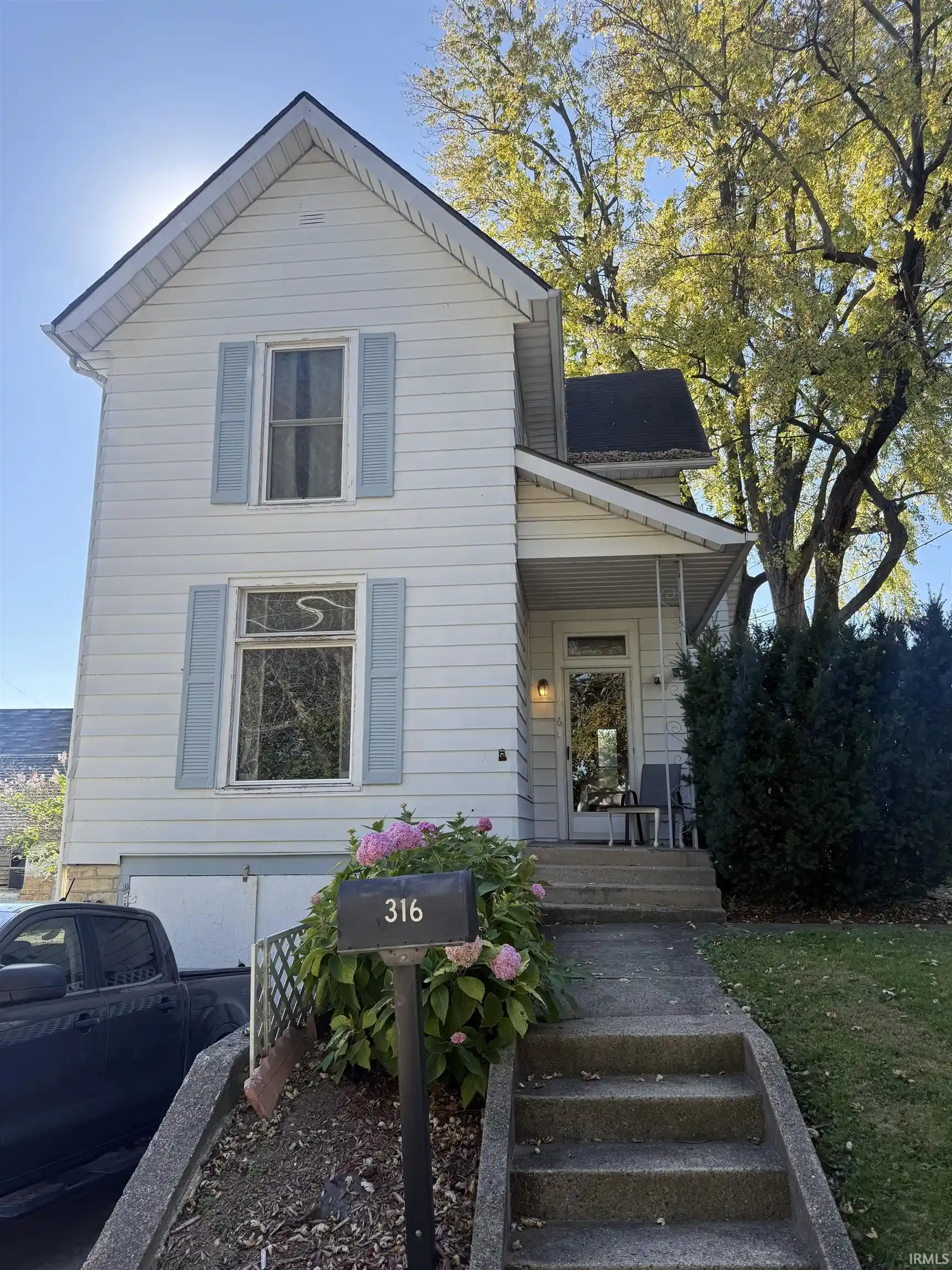 Manufactured home for sale at 316 Oak St, Huntington, IN 46750 | MLS# 202643752