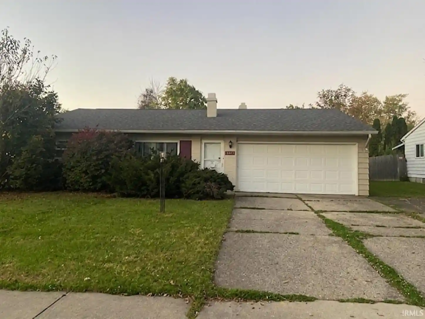 Manufactured home for sale at 4415 Alverado Dr, Fort Wayne, IN 46816 | MLS# 202643769