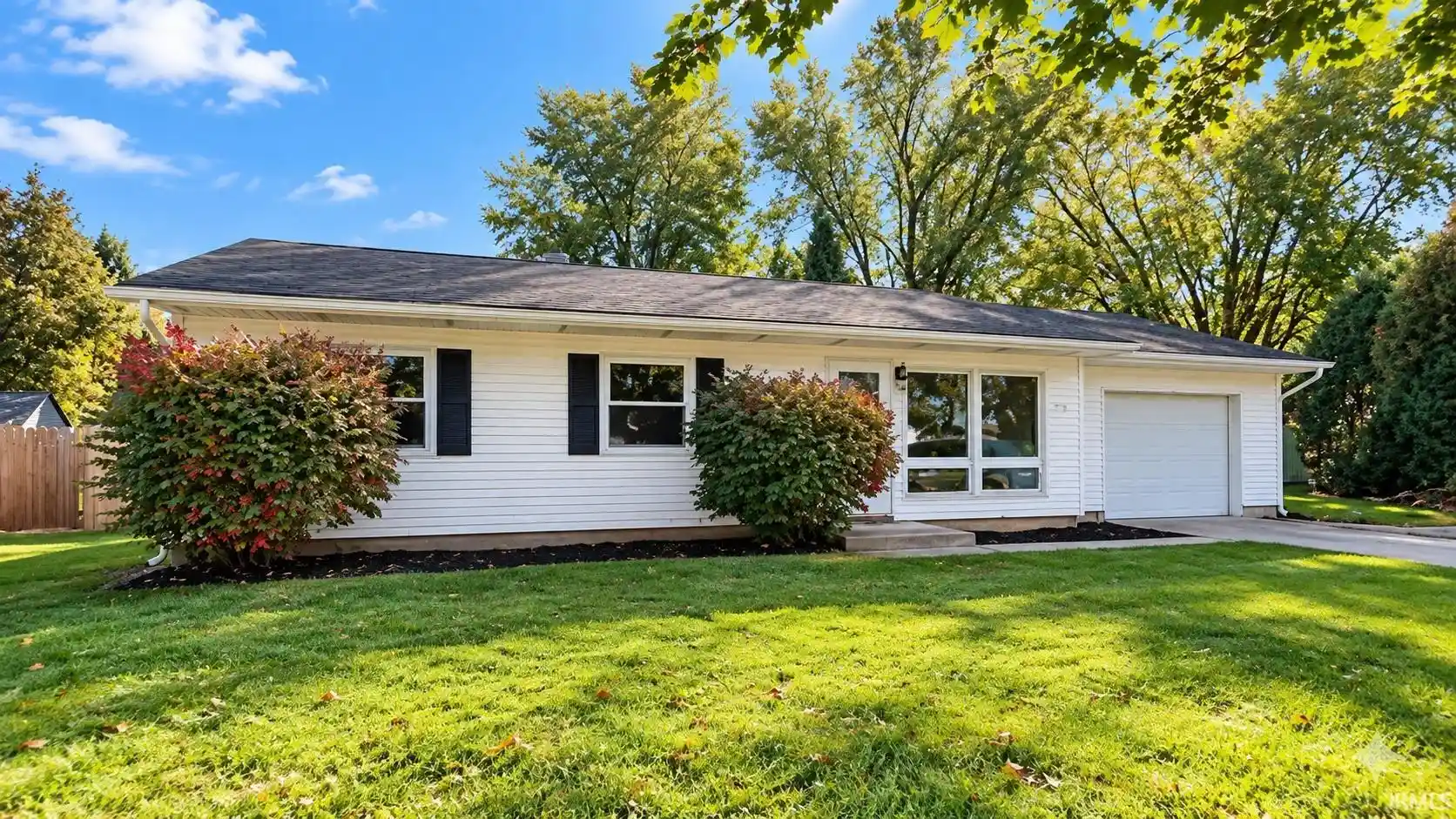 Manufactured home for sale at 7427 Capri Dr, Fort Wayne, IN 46819 | MLS# 202643775