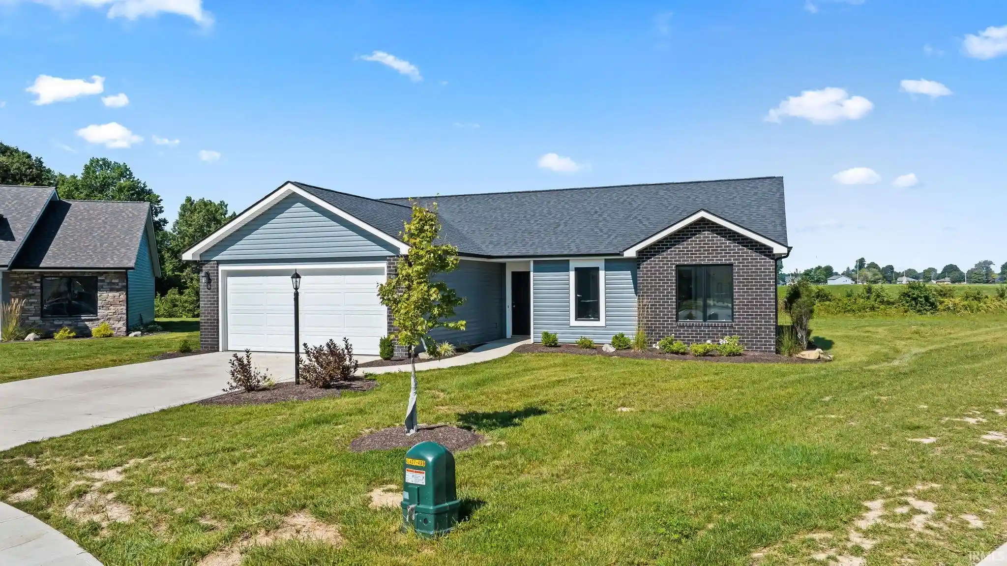 Manufactured home for sale at 801 Lagonda Trl, Fort Wayne, IN 46818 | MLS# 202643961