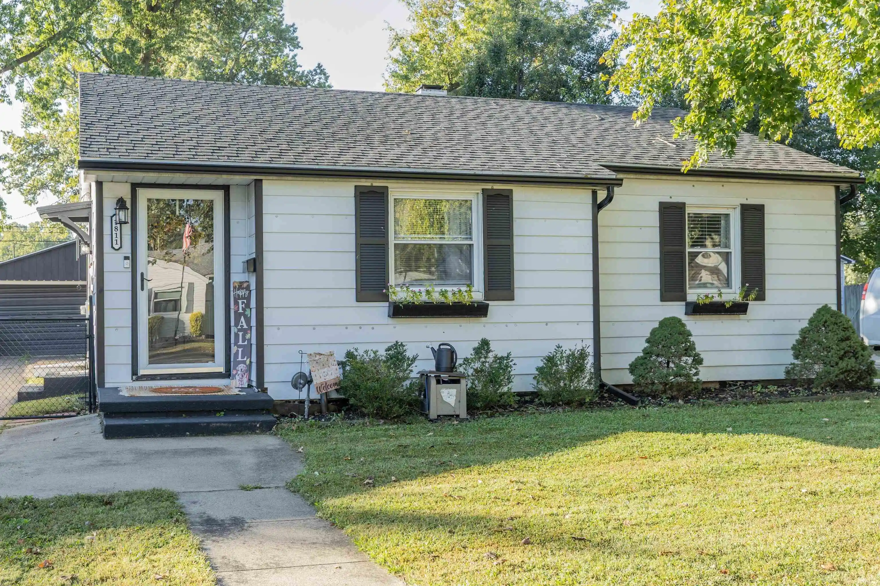 Photo 1 of Manufactured home for sale at 1811 Colin Ave, Evansville, IN 47714 | MLS# 202644087 | Listing updated on 2026-10-24