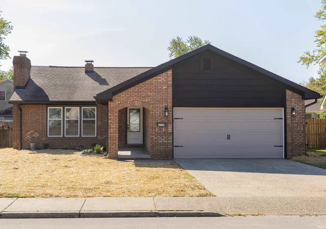 Manufactured home for sale at 6709 Lincoln Ave, Evansville, IN 47715 | MLS# 202644403