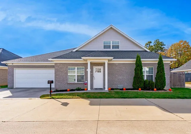 Condo for sale at 2630 Pecan Tr, Evansville, IN 47715 | MLS# 202644539