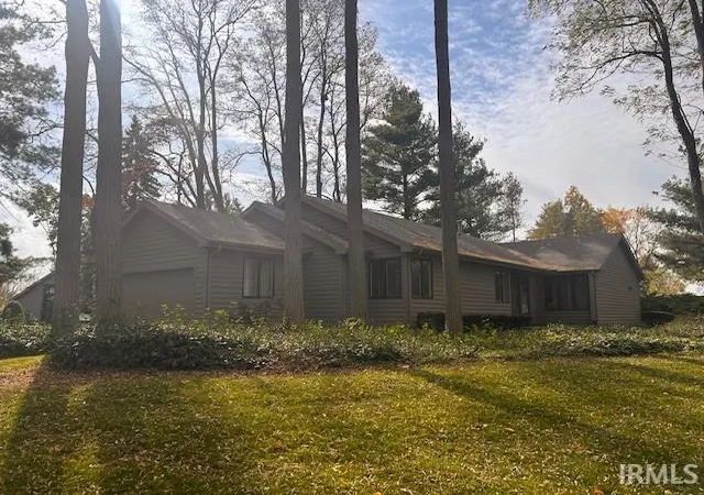 Photo 1 of Sale Pending at 17990 Sable Ridge Dr, South Bend, IN 46635 | MLS# 202644690 | Listing updated on 2026-10-29
