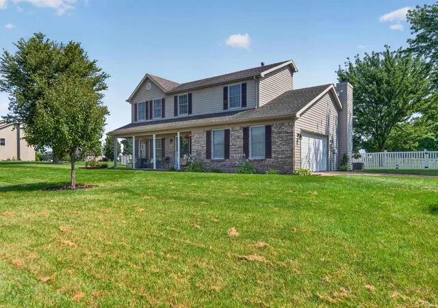 Photo 3 of Manufactured home for sale at 1932 Gladstone Ave, Kokomo, IN 46901 | MLS# 202644771 | Listing updated on 2026-10-30
